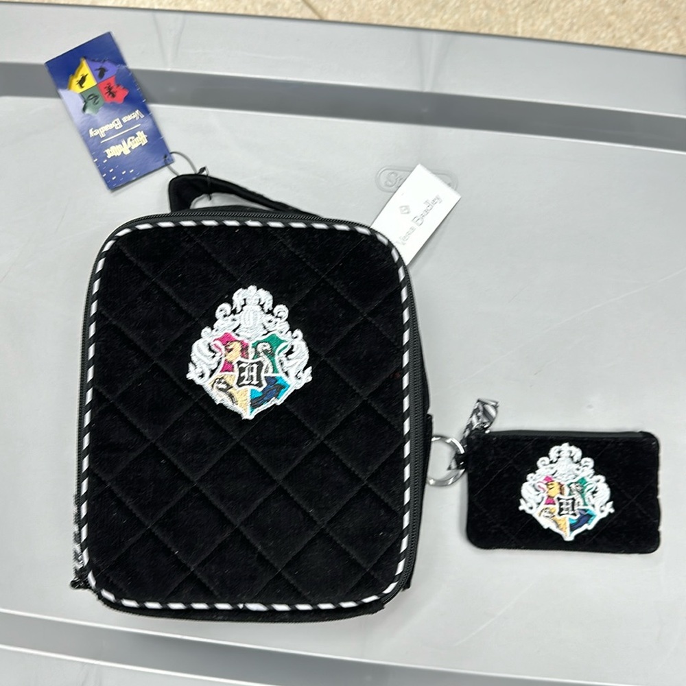 Lunch box and wallet